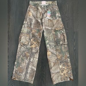 REVICE DENIM THE AMELIA PANT IN OAKLAND CAMO CARGO PANTS